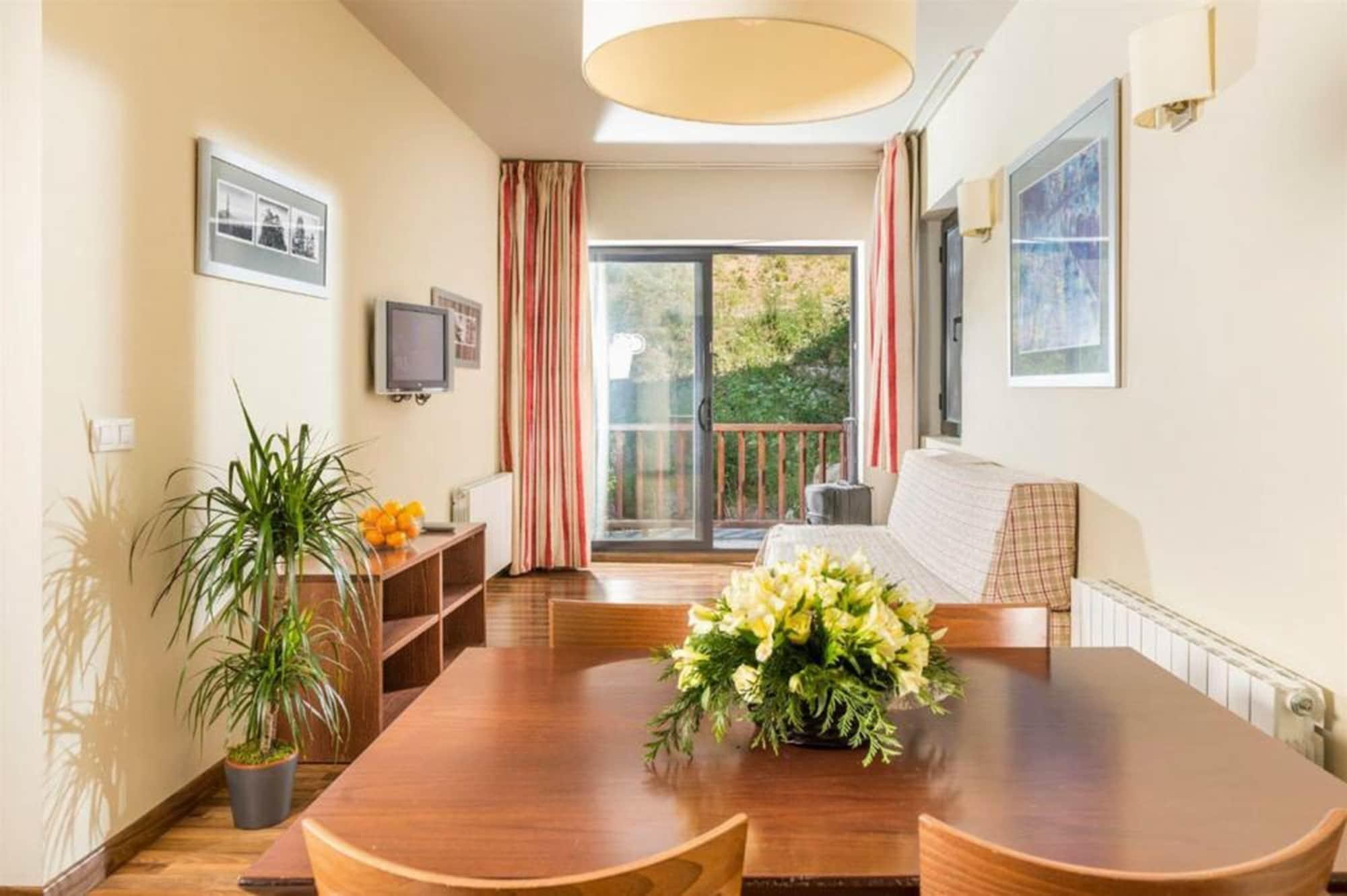 Guitart La Molina Aparthotel & Spa Kültér fotó